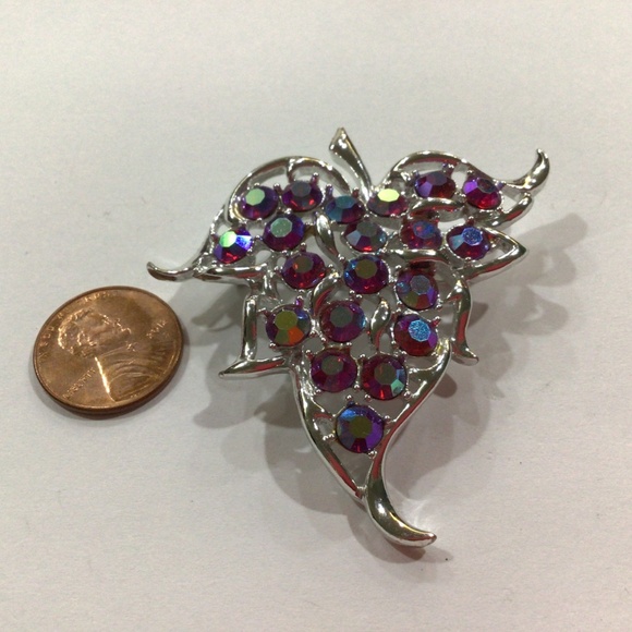 Sarah Coventry leaf shaped brooch. Excellent shape. - Picture 5 of 5
